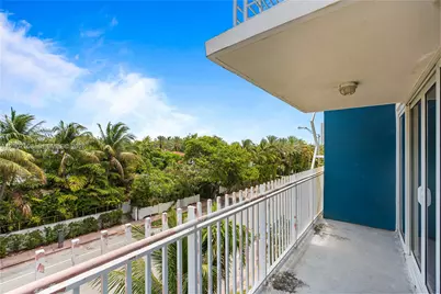 7824 Collins Ave #401, Miami Beach, FL 33141 - Photo 24