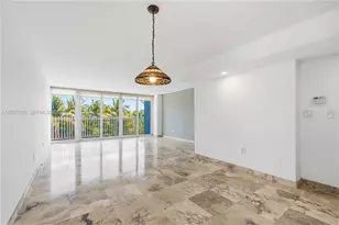 7824 Collins Ave, Miami Beach, FL 33141 - Photo 12