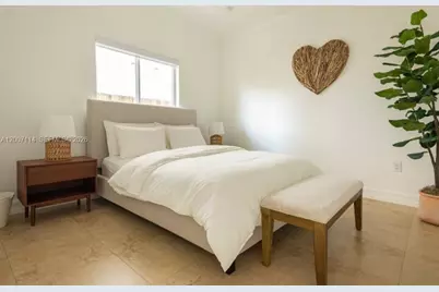 15566 SW 13th Ter, Miami, FL 33194 - Photo 14