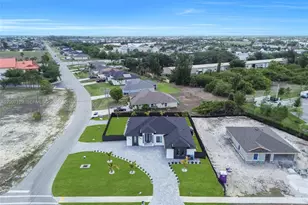 105 S Nelson Rd, Cape Coral, FL 33991 - Photo 4
