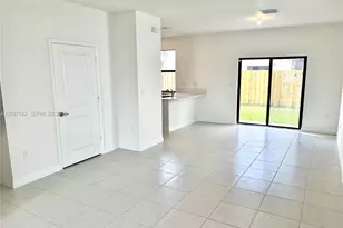 23464 SW 129th Ave, Homestead, FL 33032 - Photo 4