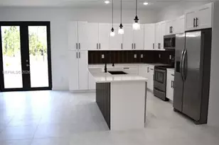 1006 Hamilton, Lehigh Acres, FL 33972 - Photo 4
