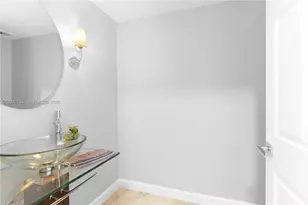 10137 Costa Del Sol Blvd, Doral, FL 33178 - Photo 14