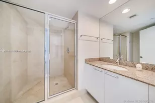 17201 Collins Ave, Sunny Isles Beach, FL 33160 - Photo 22