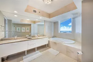 17201 Collins Ave, Sunny Isles Beach, FL 33160 - Photo 16