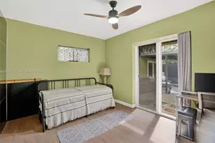 270 NW 106th St, Miami, FL 33150 - Photo 16