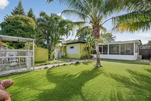 270 NW 106th St, Miami, FL 33150 - Photo 2