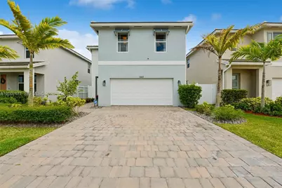 1660 SE 6th St, Homestead, FL 33033 - Photo 2