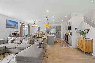 1660 SE 6th St, Homestead, FL 33033 - Photo 2