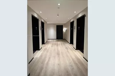 398 NE 5th St #2015, Miami, FL 33132 - Photo 12
