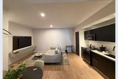 398 NE 5th St #2015, Miami, FL 33132 - Photo 4