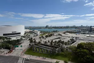398 NE 5th St, Miami, FL 33132 - Photo 22