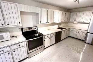 6039 Collins Ave, Miami Beach, FL 33140 - Photo 6