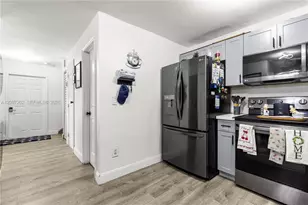 203 NE 12th Ave, Homestead, FL 33030 - Photo 8