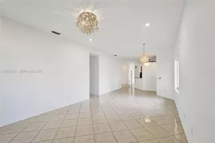 10131 Lombardy Dr, Tamarac, FL 33321 - Photo 14