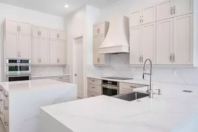 11900 SW 14th Pl, Davie, FL 33325 - Photo 26