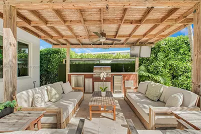 815 NE 76th St, Miami, FL 33138 - Photo 22