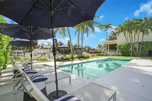 815 NE 76th St, Miami, FL 33138 - Photo 2