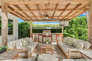 815 NE 76th St, Miami, FL 33138 - Photo 24