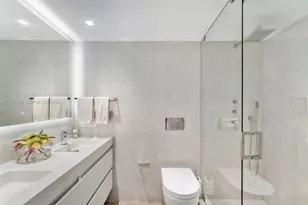 2301 Collins Ave, Miami Beach, FL 33139 - Photo 16