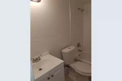 10847 NW 7th St #16-22, Miami, FL 33126 - Photo 8