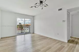 620 SW 10th St, Miami, FL 33130 - Photo 8