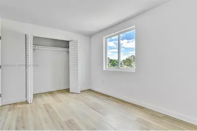 620 SW 10th St #301, Miami, FL 33130 - Photo 10