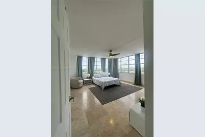 2100 Sans Souci Blvd #B811, North Miami, FL 33181 - Photo 14