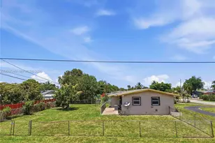 2724 Acapulco Dr, Miramar, FL 33023 - Photo 28