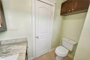 2724 Acapulco Dr, Miramar, FL 33023 - Photo 28