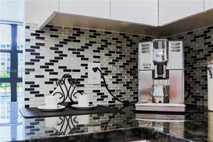 400 Leslie Dr, Hallandale Beach, FL 33009 - Photo 30