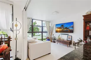 400 Leslie Dr, Hallandale Beach, FL 33009 - Photo 10