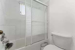 1004 Golden Cane Dr, Weston, FL 33327 - Photo 18