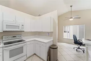 1004 Golden Cane Dr, Weston, FL 33327 - Photo 10