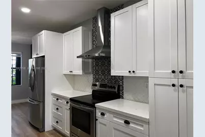 11335 SW 248th Ter, Homestead, FL 33032 - Photo 8