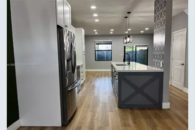 11335 SW 248th Ter, Homestead, FL 33032 - Photo 4