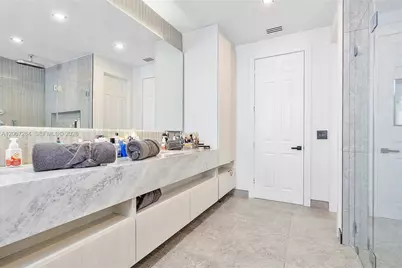9830 NW 86 Ter, Doral, FL 33178 - Photo 34