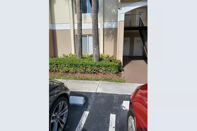 815 W Boynton Beach Blvd #14-102, Boynton Beach, FL 33426 - Photo 2