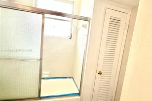 1591 NE Miami Gardens Dr, Miami, FL 33179 - Photo 28