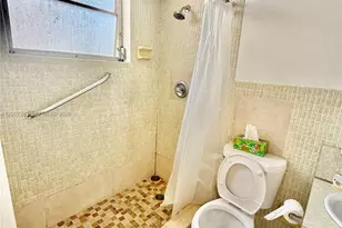1591 NE Miami Gardens Dr, Miami, FL 33179 - Photo 46