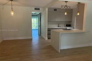 13155 SW 7th Ct, Pembroke Pines, FL 33027 - Photo 18