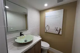13155 SW 7th Ct, Pembroke Pines, FL 33027 - Photo 24
