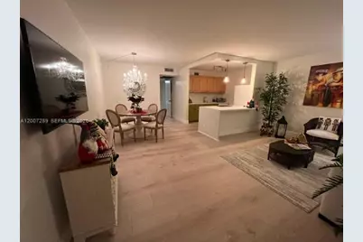 13155 SW 7th Ct #204E, Pembroke Pines, FL 33027 - Photo 2