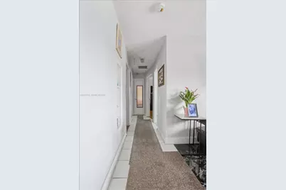 5320 NE 8th Ave, Deerfield Beach, FL 33064 - Photo 10