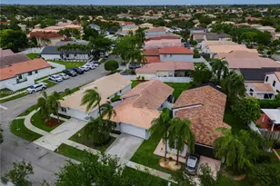 2737 SW 177th Ave, Miramar, FL 33029 - Photo 26
