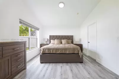 2737 SW 177th Ave, Miramar, FL 33029 - Photo 12