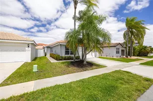 2737 SW 177th Ave, Miramar, FL 33029 - Photo 18