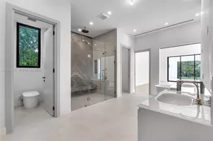 6290 Chapman Field Dr, Pinecrest, FL 33156 - Photo 24
