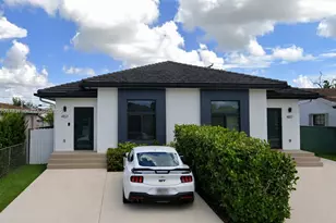 4817 E 9th Ln, Hialeah, FL 33013 - Photo 1