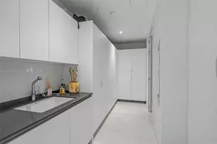 300 Biscayne Blvd Way, Miami, FL 33131 - Photo 24
